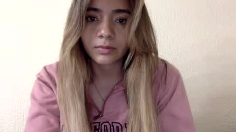 Snapshot of majo_gomezz chatting on 27, 6, 2026 majo_gomezz online show from 27, 6, 2026