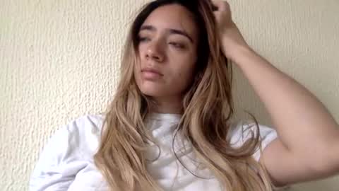 Snapshot of majo_gomezz chatting on 30, 6, 2026 majo_gomezz online show from 30, 6, 2026