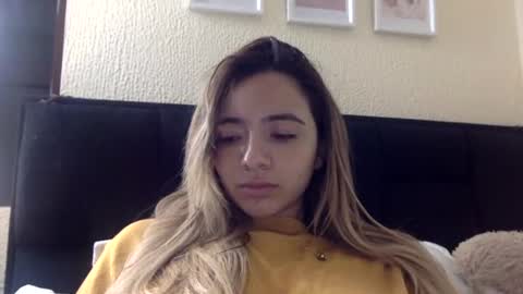 Snapshot of majo_gomezz chatting on 1, 7, 2026 majo_gomezz online show from 1, 7, 2026