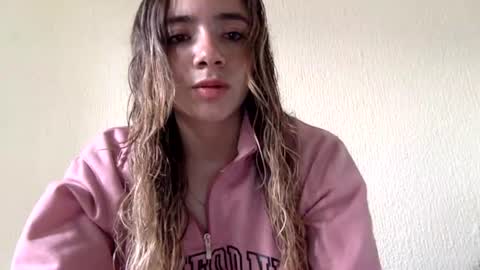 Snapshot of majo_gomezz chatting on 9, 7, 2026 majo_gomezz online show from 9, 7, 2026