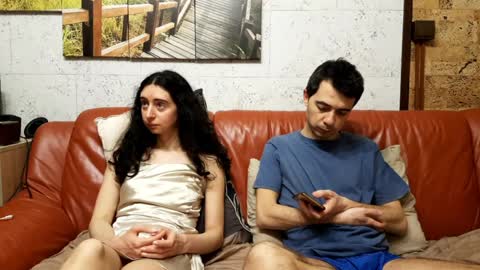 Snapshot of make_me_feel chatting on 2, 4, 2026 Lena Ian online show from 2, 4, 2026