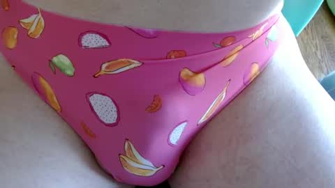 makemeplease89 online show from 28, 4, 2026