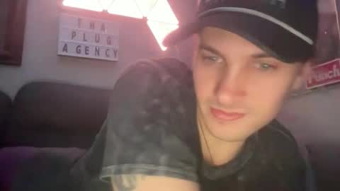 Makoto Himari online show from 6, 3, 2026