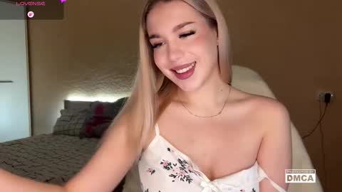 maksisisia online show from 30, 11, 2025