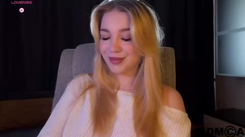 maksisisia online show from 22, 4, 2026