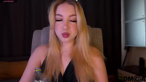 maksisisia online show from 26, 4, 2026