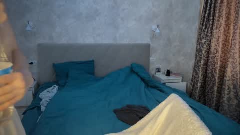 Tom and Mark 3 online show from 4, 3, 2025