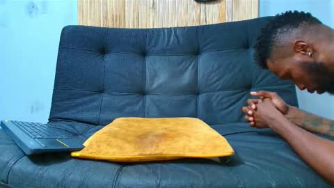 Malcom online show from 13, 10, 2025