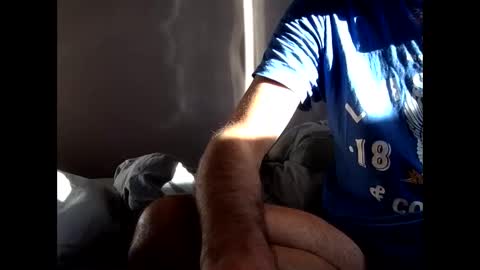 malefrench1 online show from 11, 10, 2025