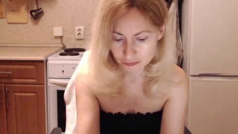 Snapshot of malenamila chatting on 30, 6, 2026 Malena online show from 30, 6, 2026