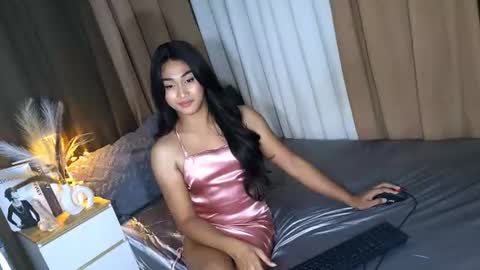 maliacollins online show from 19, 7, 2026