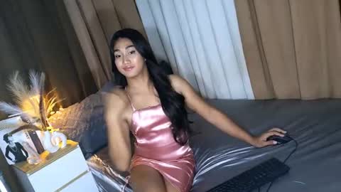 maliacollins online show from 28, 7, 2026