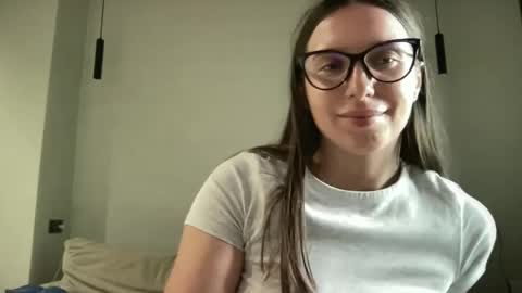 malina568708 online show from 9, 6, 2026