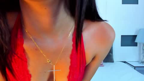 Snapshot of malori_velvet chatting on 11, 4, 2026 MALORI online show from 11, 4, 2026