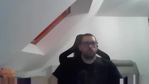 Snapshot of malou2927 chatting on 5, 1, 2025 breton online show from 5, 1, 2025