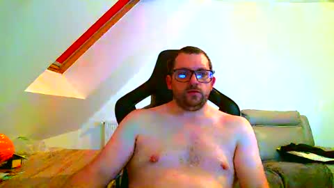 Snapshot of malou2927 chatting on 5, 1, 2025 breton online show from 5, 1, 2025