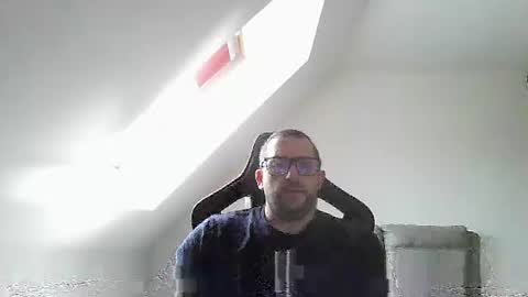 Snapshot of malou2927 chatting on 11, 10, 2025 breton online show from 11, 10, 2025