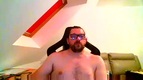 Snapshot of malou2927 chatting on 26, 10, 2025 breton online show from 26, 10, 2025