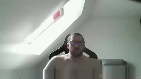 Snapshot of malou2927 chatting on 29, 10, 2025 breton online show from 29, 10, 2025