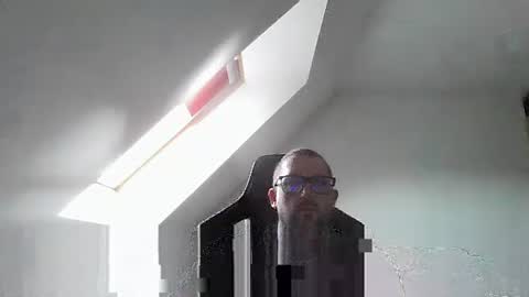 Snapshot of malou2927 chatting on 8, 11, 2025 breton online show from 8, 11, 2025