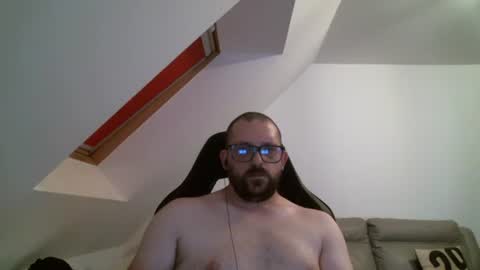 Snapshot of malou2927 chatting on 27, 6, 2026 breton online show from 27, 6, 2026