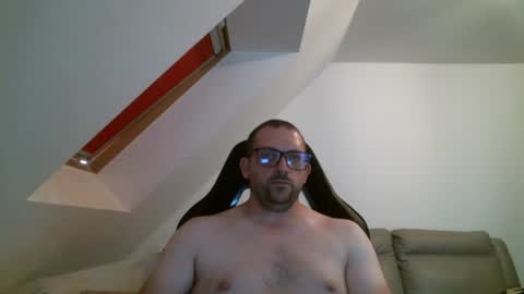Snapshot of malou2927 chatting on 7, 7, 2026 breton online show from 7, 7, 2026