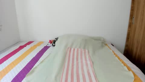 instagram  nueela   online show from 19, 3, 2026