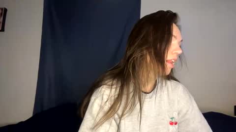 Deja  Jonjon online show from 11, 1, 2025