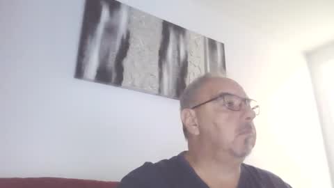 OLDMANFREE online show from 1, 2, 2025