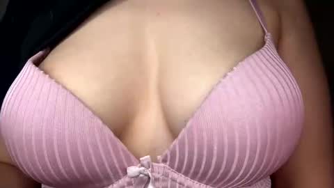 mamiilatina2500 online show from 31, 5, 2026