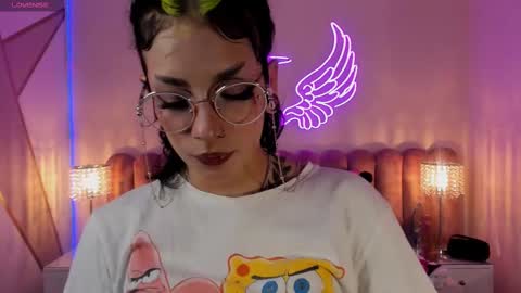   online show from 17, 9, 2025