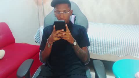 man_san11 online show from 21, 12, 2024