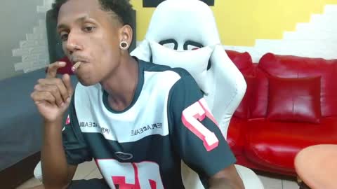 man_sant11 online show from 17, 5, 2026