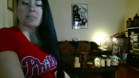 Snapshot of mandaloriangirlsfight chatting on 2, 3, 2026 mandaloriangirlsfight online show from 2, 3, 2026