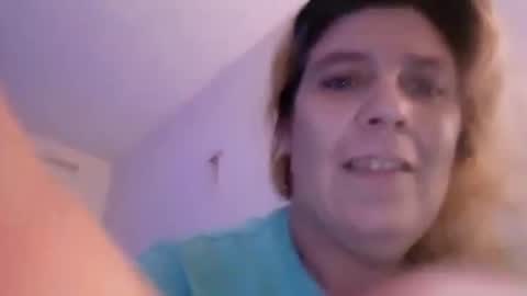 Snapshot of mandilube39 chatting on 5, 1, 2025 mindy22 online show from 5, 1, 2025