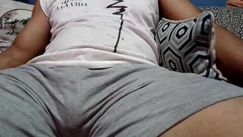 mandrilo7379 online show from 5, 12, 2025