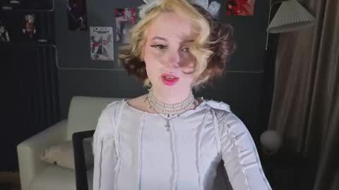 Luna online show from 26, 4, 2026