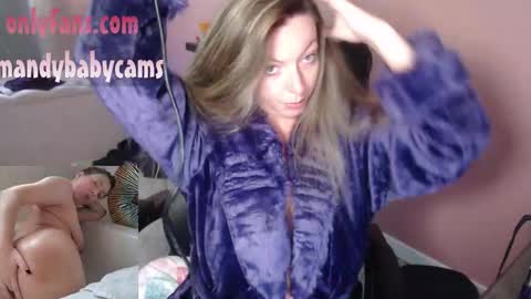 Snapshot of mandybabyxxx chatting on 15, 10, 2025 MandyBabyXXX online show from 15, 10, 2025