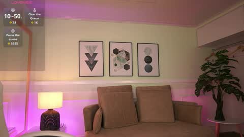 Mandy Collins online show from 10, 4, 2026