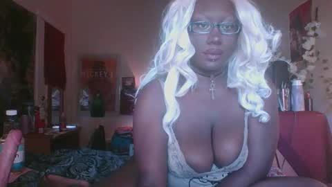 manicpixiedreamgirl666 online show from 13, 9, 2025