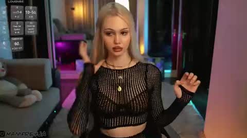 Snapshot of manifreyja chatting on 4, 7, 2026 Amelie online show from 4, 7, 2026
