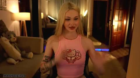 Snapshot of manifreyja chatting on 5, 8, 2026 Amelie online show from 5, 8, 2026