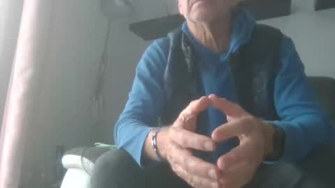 Snapshot of manngrossbite chatting on 12, 12, 2024 manngrossbite online show from 12, 12, 2024