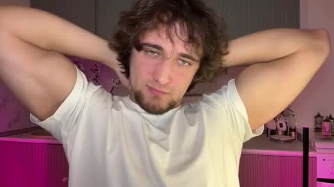 Snapshot of manolein chatting on 27, 10, 2025 manolein online show from 27, 10, 2025