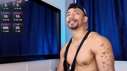 Snapshot of manolo_hot1 chatting on 27, 2, 2025 Manolo Hot 1 online show from 27, 2, 2025