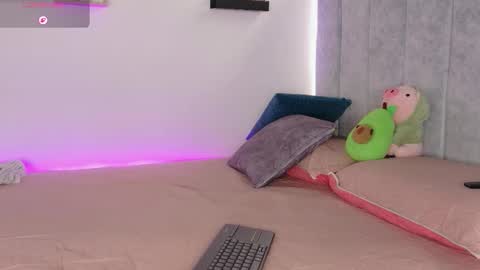 Manu  online show from 26, 3, 2026