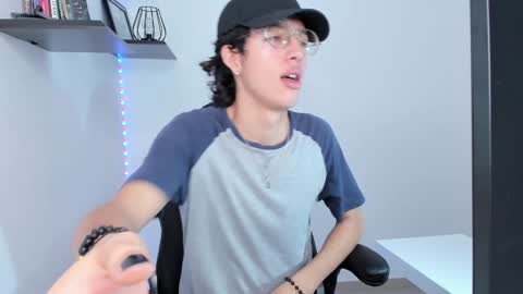 Manuel online show from 31, 12, 2024