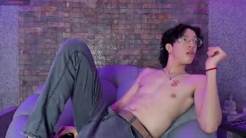 Manuel online show from 6, 3, 2025