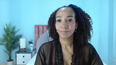 Manuela Giraldo online show from 25, 7, 2026