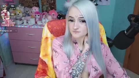 Manuela online show from 13, 4, 2026